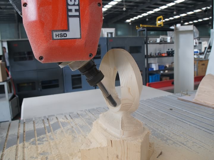 5 axis CNC router for 3D woodworking