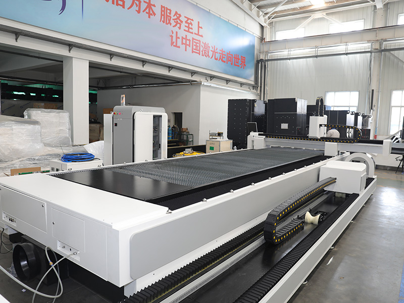 The Fourth Picture of Affordable Metal Sheet & Pipe Fiber Laser Cutter for Sale