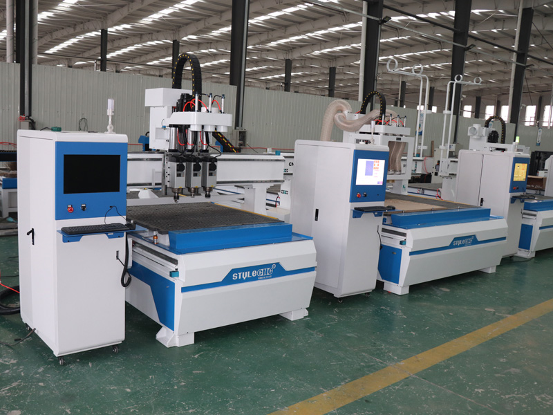 The Third Picture of Kitchen Cabinet Door Making CNC Router Machine