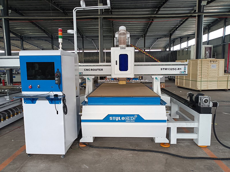 Automatic Tool Changer CNC Router with Rotary Axis
