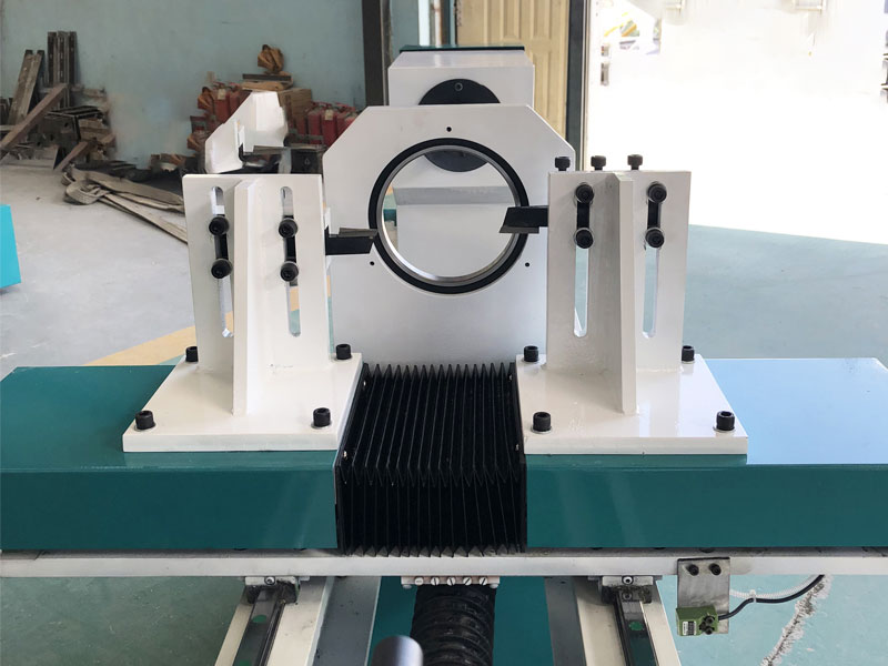Best CNC wood turning lathe