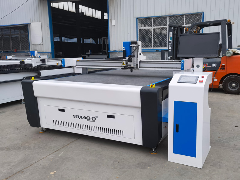 The Second Picture of Automatic CNC Gasket Cutting Machine with Pneumatic Knife