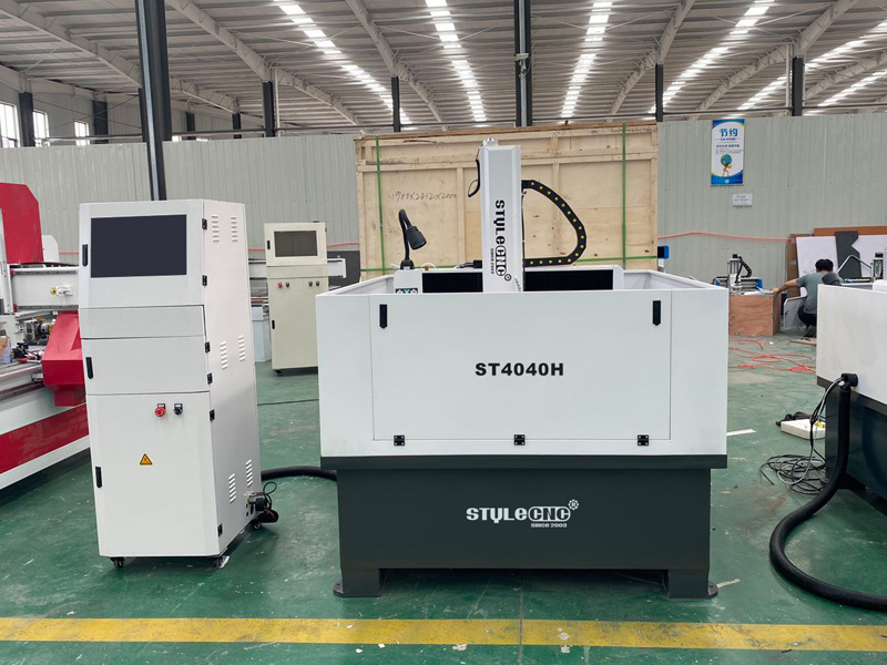 Automatic CNC Metal Milling Machine for Sale