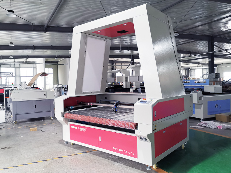 Fabric Laser Cutter for Sublimation Printing Sportswear