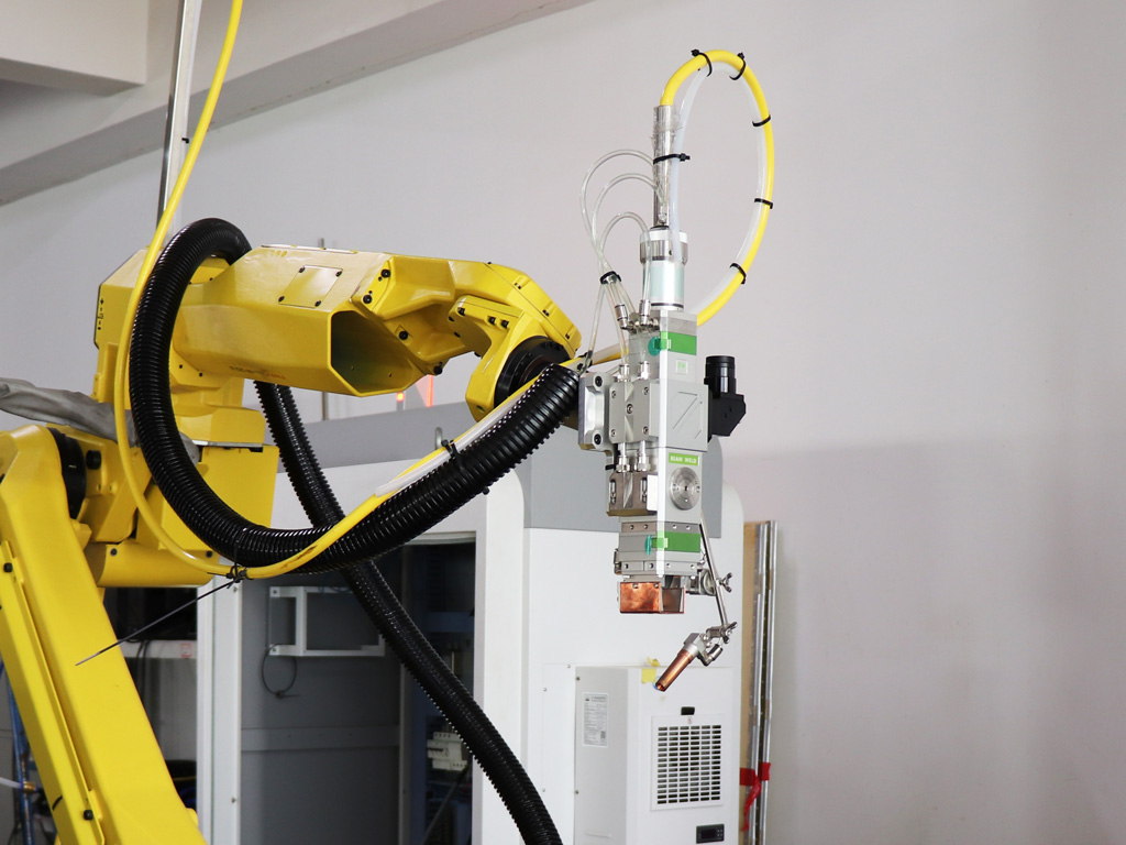 Fiber Laser Welding Robot Arm Fiber Laser Welding Robot Arm