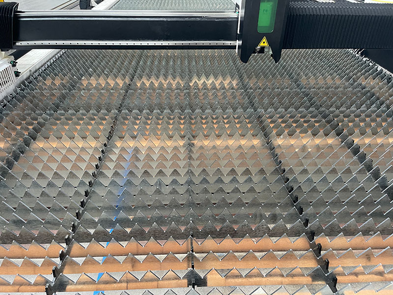 Ultra-Large Fiber Laser Sheet Metal Cutting Table 30000W Ultra-Large Fiber Laser Sheet Metal Cutting Table 30000W