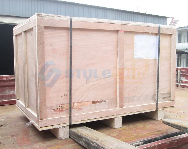 Outer Package of Mini Tabletop CNC Router for Small Business