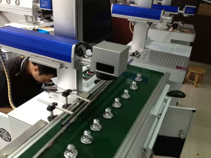 Fiber laser marking machine in metal manufacturing