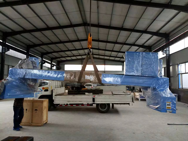 Customized Gantry Plasma Cutting Machine with 4*8m Customized Gantry Plasma Cutting Machine with 4*8m