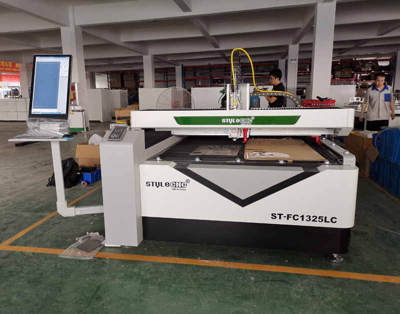 Fiber & CO2 Combo Laser Cutting System for Metal & Nonmetal - 150W + 1500W