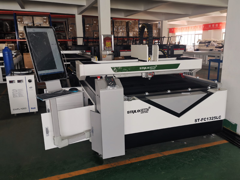 Fiber & CO2 Combo Laser Cutting System for Metal & Nonmetal - 150W + 1500W