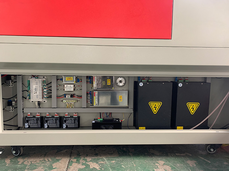 Laser fabric cutter RD control system Laser fabric cutter RD control system