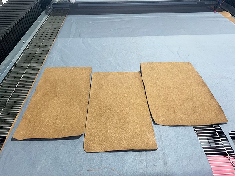 Laser fabric cutter processing Laser fabric cutter processing