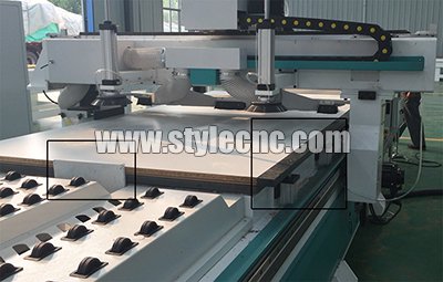Material Alignment device of Customized furniture CNC router Material Alignment device of Customized furniture CNC router