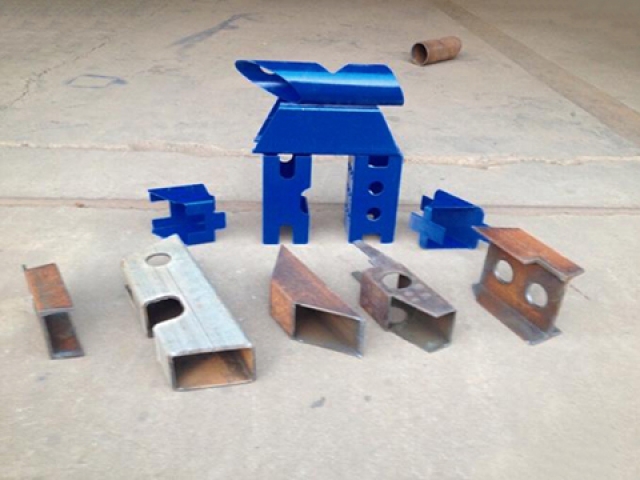 CNC Plasma Cutter for Square & Round Tube Cutting Projects CNC Plasma Cutter for Square & Round Tube Cutting Projects