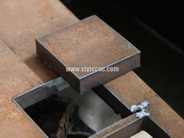 CNC Plasma Table Cutting Thick Metal