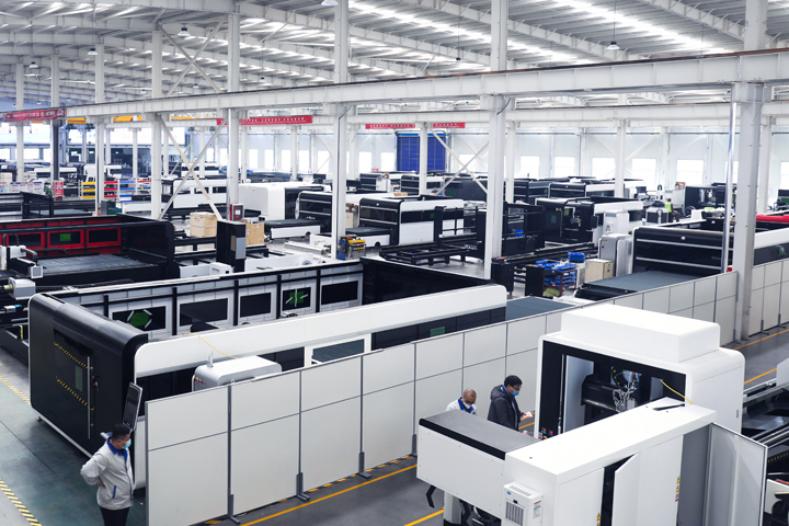 1000W/2000W/3000W Fiber Laser Cutter for Metal Fabrication 1000W/2000W/3000W Fiber Laser Cutter for Metal Fabrication