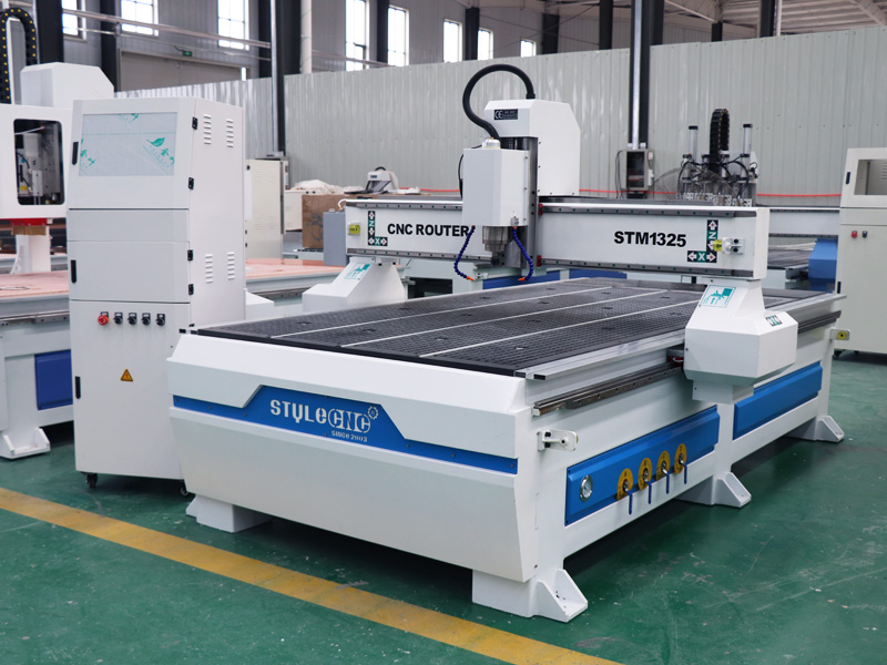The Third Picture of Affordable CNC Router Machine for Sale with 4x8 Vacuum Table