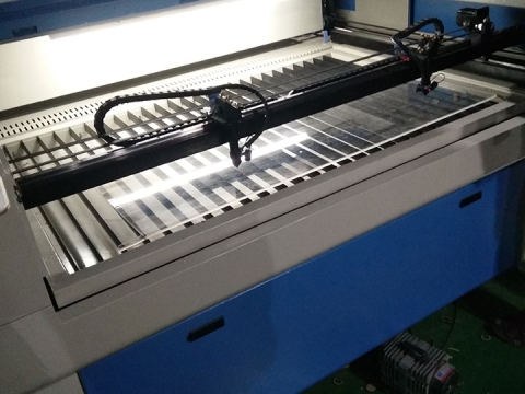 STJ1390 100W Laser Cutting Machine for Acrylic Sheet
