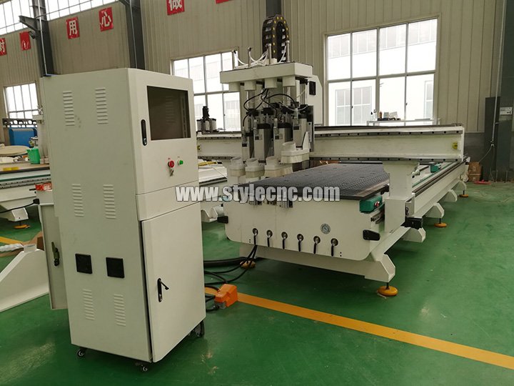Pneumatic ATC CNC router