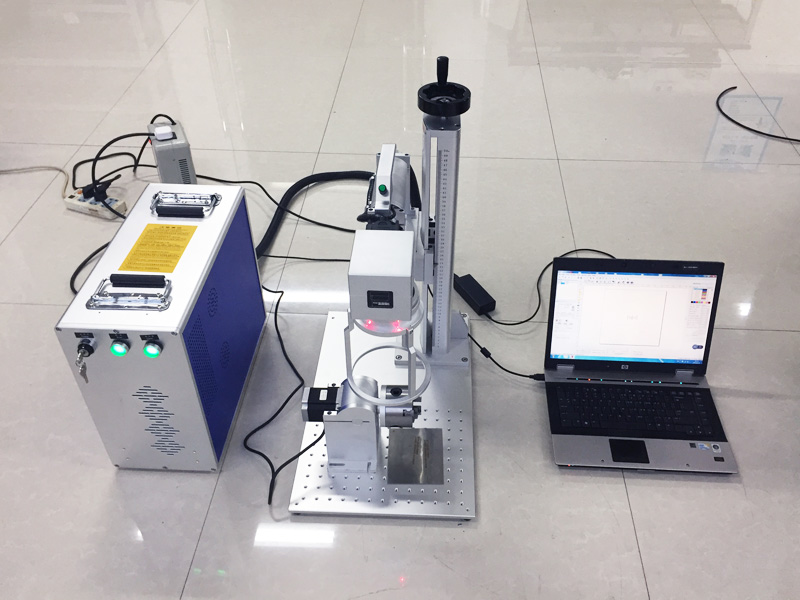 Handheld Fiber Laser Marking Machine with Rotary Attachment