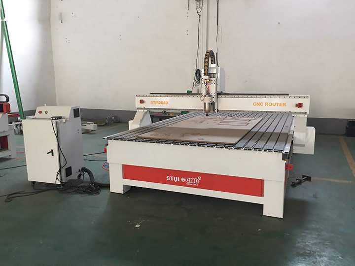 Industrial Wood CNC Router Machine STM2040 in Belgium Industrial Wood CNC Router Machine STM2040 in Belgium