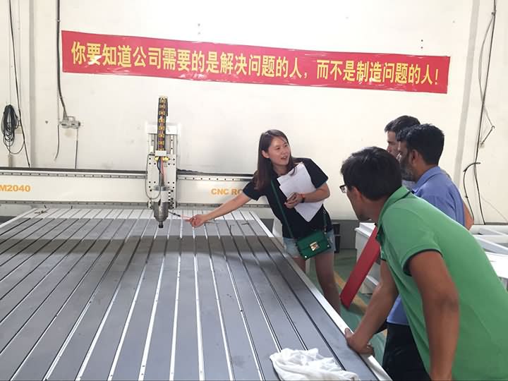 Turkmenistan Customers Inspection for 2040 ATC CNC Router Turkmenistan Customers Inspection for 2040 ATC CNC Router