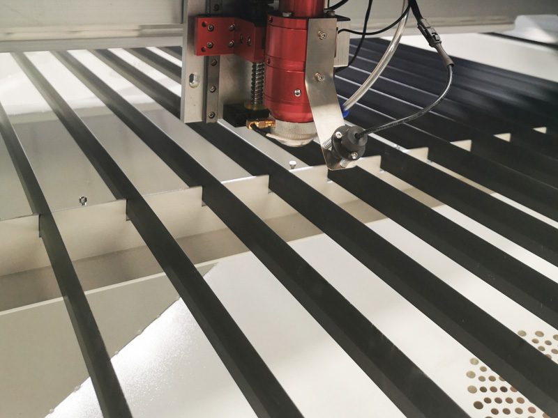 blade table of 1325 laser cutter blade table of 1325 laser cutter