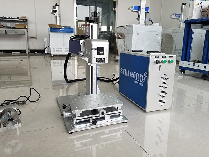 STJ-50F <i><i>deep</i></i> <i><i>laser</i></i> <i><i>engraving</i></i> <i><i>machine</i></i> with CCD camera delivery to the USA STJ-50F <i><i>deep</i></i> <i><i>laser</i></i> <i><i>engraving</i></i> <i><i>machine</i></i> with CCD camera delivery to the USA