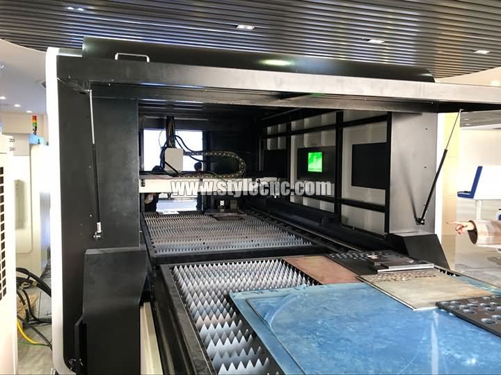 4000W fiber laser cutter systems with IPG laser source