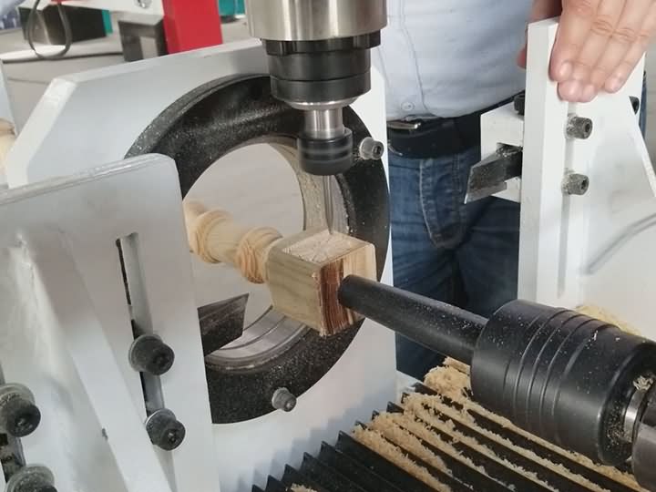 STL2530 CNC Wood Lathe with 4 Axis Spindle