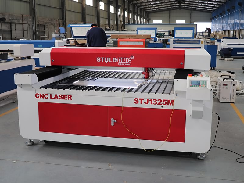 Two Sets of Wood and Steel Laser Cutting Machines in Oman Two Sets of Wood and Steel Laser Cutting Machines in Oman
