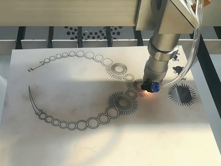 CO2 Laser Cutter for Necklace & Earrings of Silicone Rubber