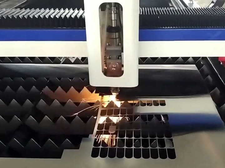 1mm Stainless Steel Laser Cutting Machine with Fiber Laser