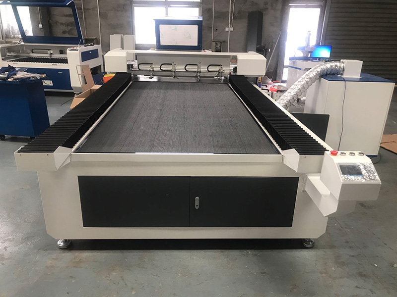 Laser cutting machine projector