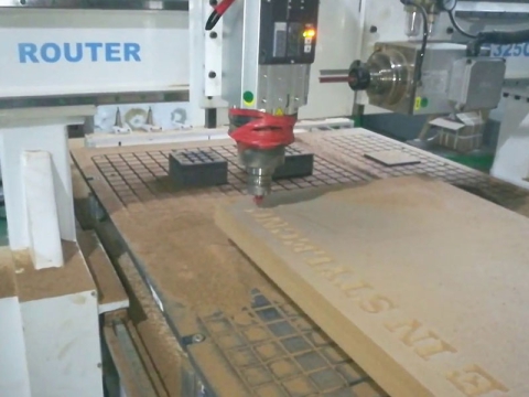 CNC Router for Wood Door Making with Automatic Tool Changer