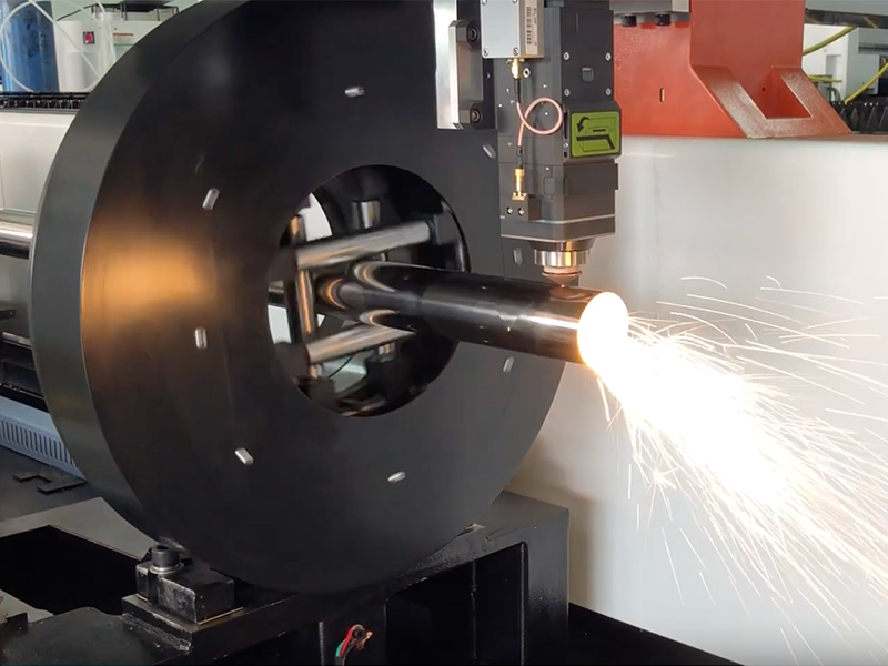 Precision Laser Cutter for Metal Tube with Fiber Laser