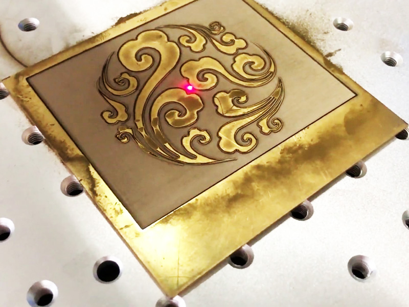 Metal Laser Engraving Machine with 100W IPG Fiber Laser
