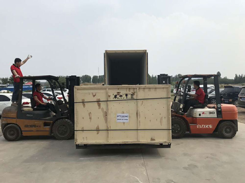 CNC Oscillating Knife Cutting Machine Outer Package