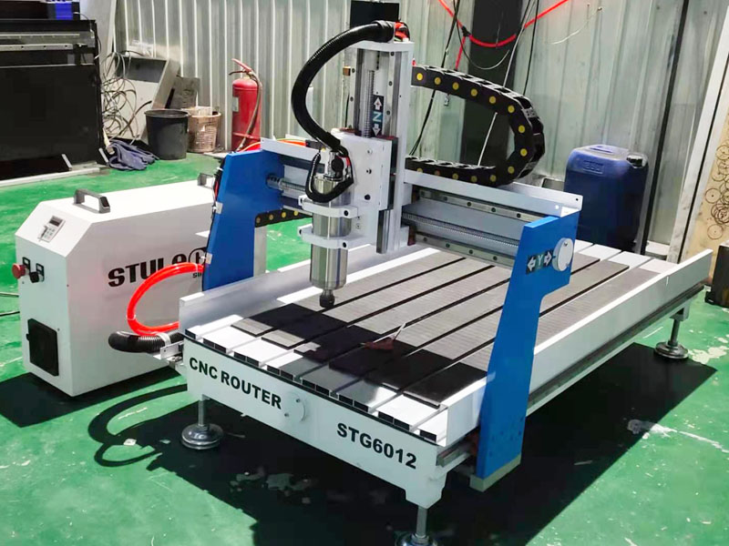 2x4 Desktop CNC Router Table for Sign Making in Norway