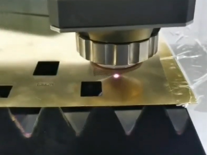 IPG Fiber Laser Cutter for High Reflective Metals