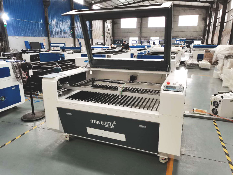 Top Rated Laser Cutter Engraving Machine for Hobby & Commercial Use in UK