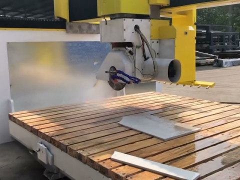 How Does 5 Axis CNC Bridge Saw Work?