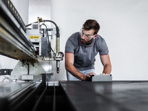 How to Use a CNC Plasma Cutter for Beginners? How to Use a CNC Plasma Cutter for Beginners?