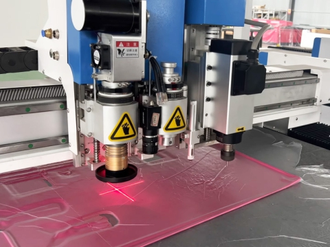 Automatic Digital Knife Cutting Multi-Layer Fabric