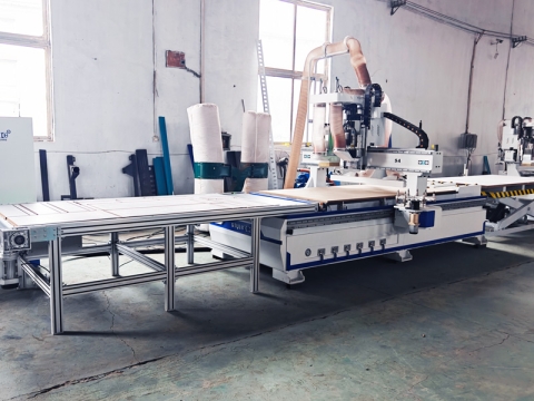 Nesting CNC Machine with Automatic Tool Changer, Feeder and Discharger
