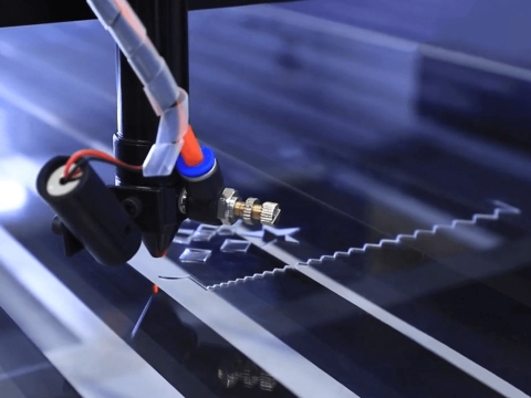 Laser Cutting Polycarbonate: Safe or Not?