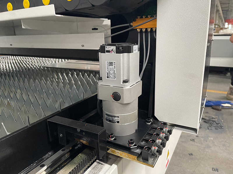 Servo motor Servo motor