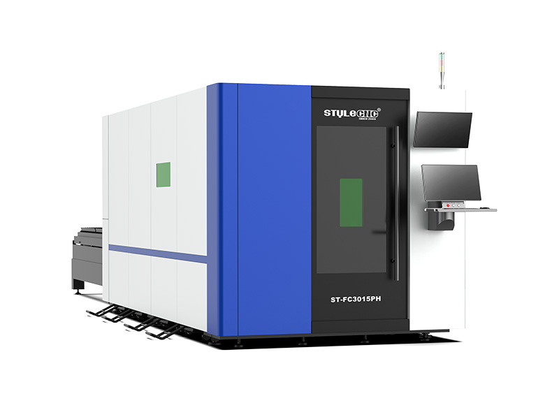 5x10光纖激光金屬切割機(jī)，帶全封閉式保護(hù)殼