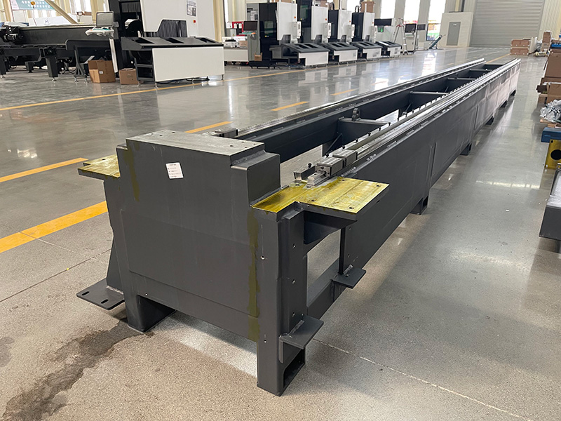 Fiber laser tube cutting table Fiber laser tube cutting table